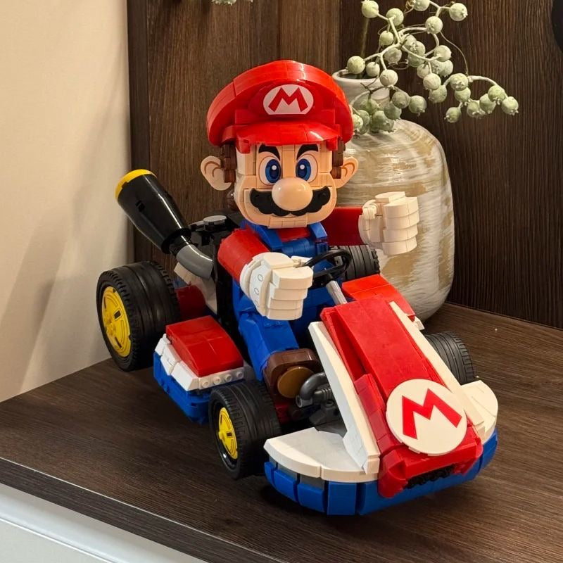 Mario Kart Building Block Set – Large-Scale Mario Figure with Iconic Racing Kart