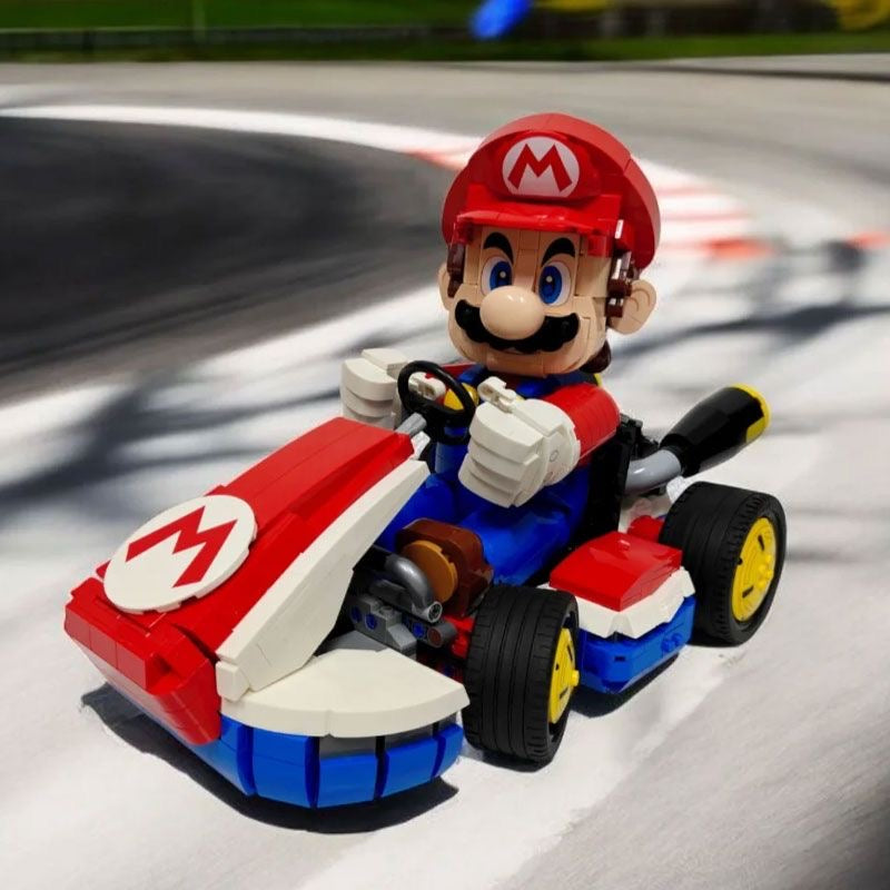 Mario Kart Building Block Set – Large-Scale Mario Figure with Iconic Racing Kart