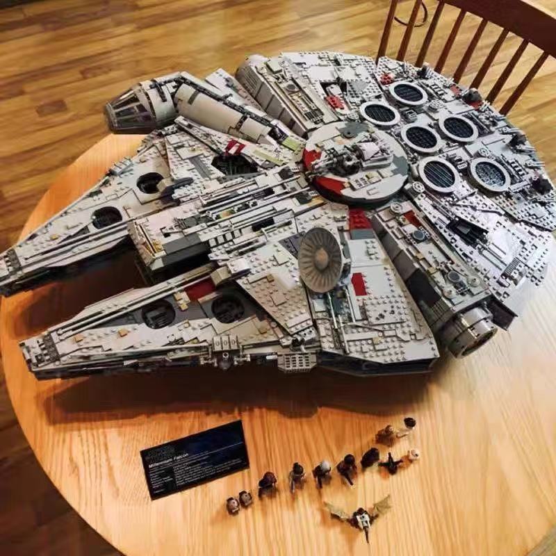 7541 PCS Star War Series: Ultimate Millennium Falcon - Master Builder Set