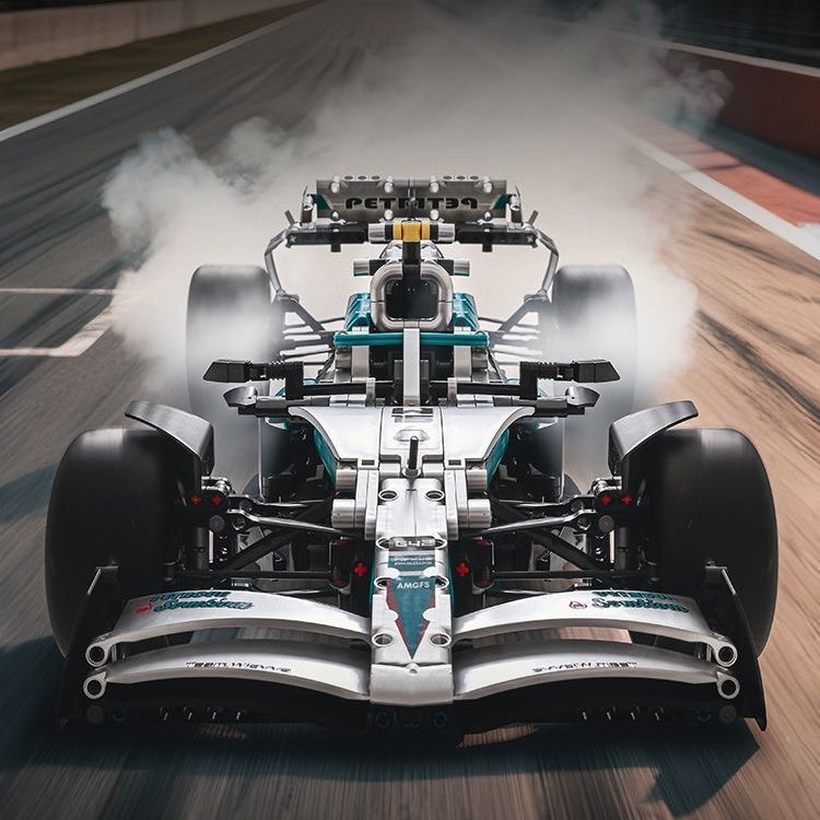 Mercedes-AMG W15 F1 Team 1936PCS Building Block Set - Teal Edition MK6022