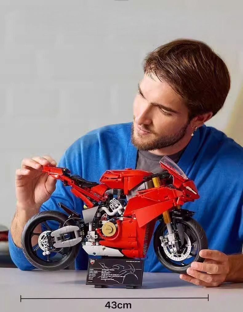 Ducati Panigale V4 S Building Block Set with LED Light Kit – 1603 Pcs