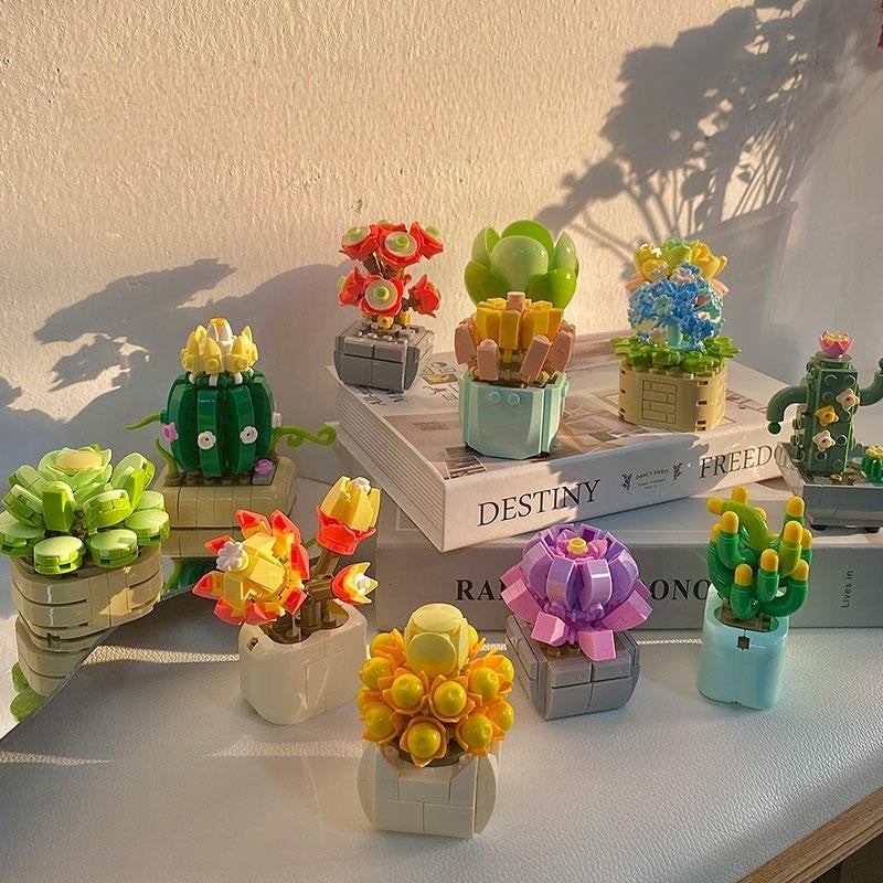 Eternal Building Block Flower Blind Box — Receive a Random Building Block Flower